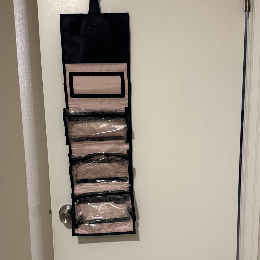 Marykay Chic Black and Pink makeup Organizer